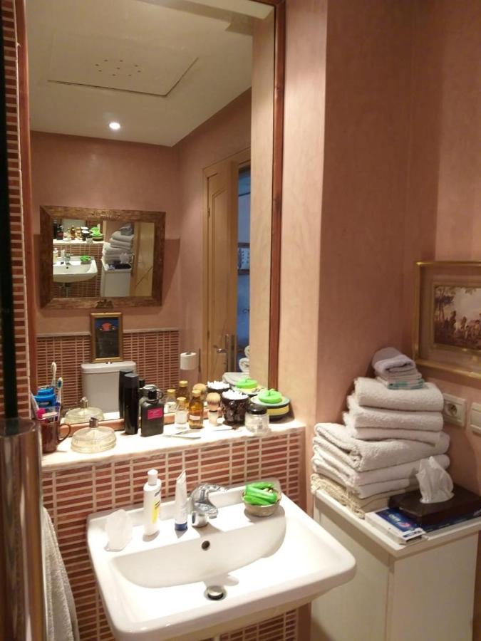 The Room نواصير المظهر الخارجي الصورة